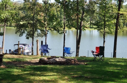 Lincoln Apartamento | Logan Martin Lake Bungalow