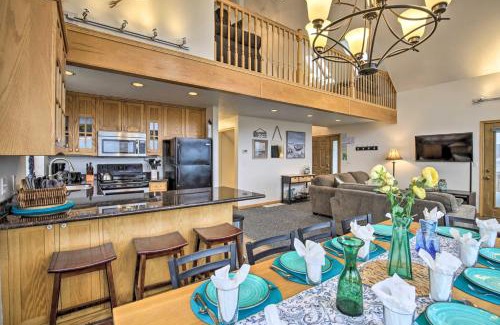 Roads End Casa | Logan Road Lookout, Lincoln City Home with Game Room
