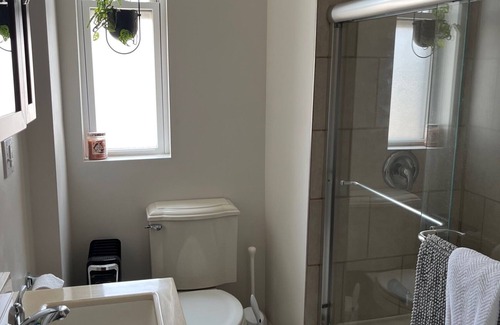Palmer Square Apartamento | Logan Square Loft — Writer’s Retreat Near Blue Line & Cafés