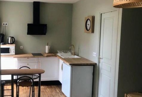 Brive-la-Gaillarde Apartamento | Logement à Brive avec terrasse et climatisation - près de la gare et du centre-ville - Wifi et Stationnement gratuit