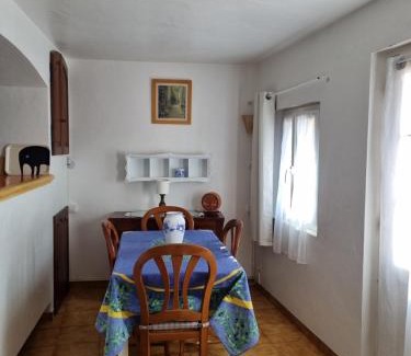 Les Restanques Cama Y Desayuno | Logement équipé