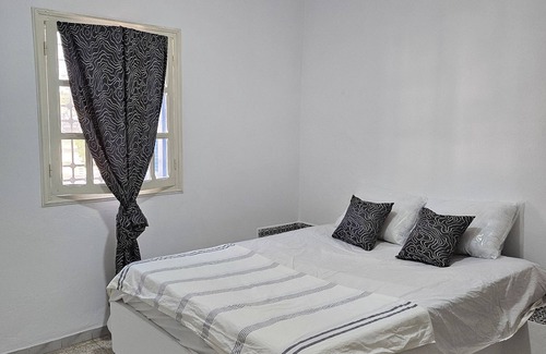 Mezraia Apartamento | Logement 2 Chambres Entièrement Rénové et Équipé, Proche de la Plage