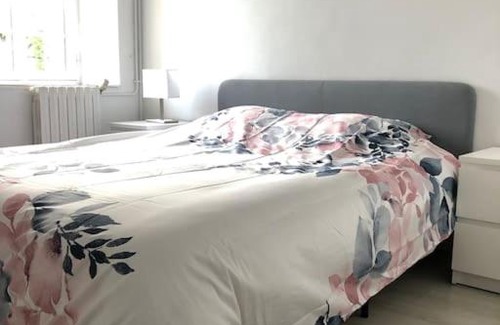 Villeneuve-en-Perseigne Apartamento | Logement au coeur d'un haras avec accès à l'étang