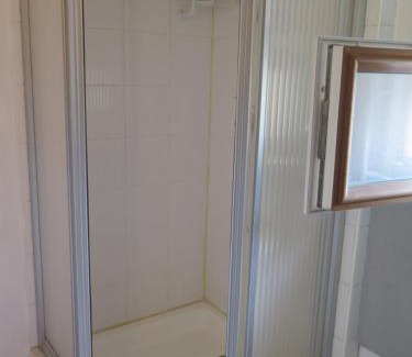 Coufouleux Casa | logement avec piscine cuisine extérieure, chambre salle de bain