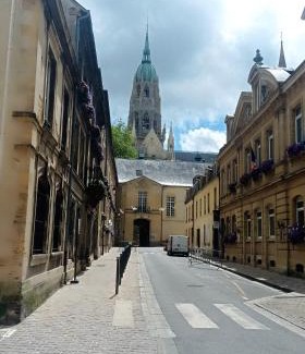 Vaucelles Apartamento | Logement cosy à proximité de Bayeux