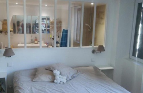 Charmes-sur-Rhone Apartamento | Logement cosy Sous Les Toits