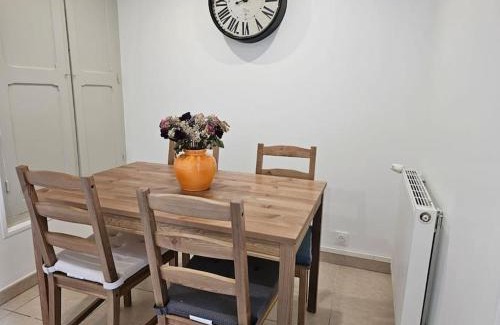 Rueil-Malmaison Apartamento | logement entier indépendant dans maison