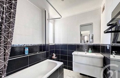 Lemasson Apartamento | Logement est Spacieux et Unique Place de Parking Gratuit ,tram a Proximité ect