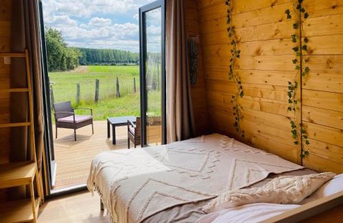 Monts-sur-Guesnes Apartamento | Logement insolite : La Ruche Verte