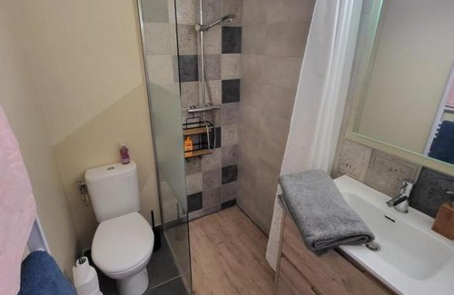 Ludon-Medoc Apartamento | Logement proche de Bordeaux, route des Châteaux