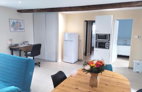 La Chevroliere Casa | Logement proche du Lac & Océan, Parking