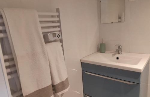 Dagneux Chalet De Esquí | Logement proche Lyon-aéroport-Centrale Bugey
