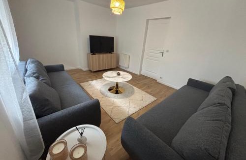 Noisy-le-Sec Apartamento | Logement spacieux à 15mn de Paris