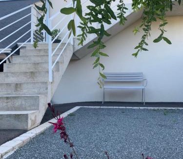 Brain-sur-l'Authion Apartamento | Logement T2 indépendant 10 mn Angers