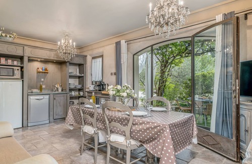 Oppede Condominio | Loggia 1 Olivier | Résidence Les Petitons