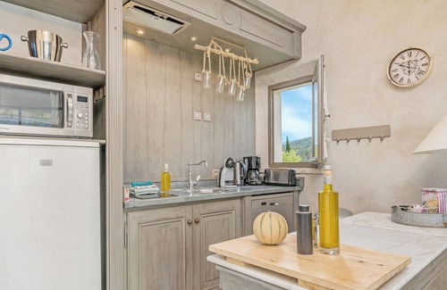 Oppede Condominio | Loggia 7 Cyprès | Résidence Les Petitons