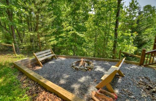 Blue Ridge Casa | Logging Memories Cabin w Beautiful Mountain View