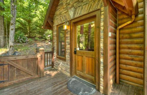 Blue Ridge Casa | Logging Memories Cabin w Beautiful Mountain View