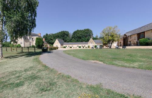 Le Vieil-Bauge Casa | Logis de Poëllier