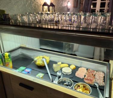 Argeles Plage Hotel | Logis Les Charmettes