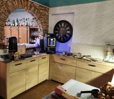 Argeles Plage Hotel | Logis Les Charmettes