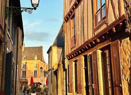 Republique Cama Y Desayuno | Logis Saint-Flaceau