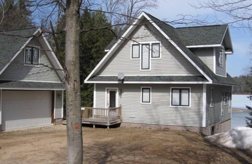Wetmore Casa | Logun's Landing, Powell Lake, actualización interior en 2014