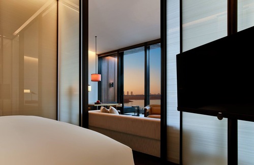 Huli Hotel | Lohkah Hotel & Spa