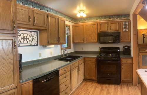 Orleans Casa | Lohrer’s Lodge on All Sports Long Lake Orleans Michigan