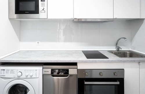 Parque de Roma Apartamento | LOIRA BERDUSAN: Confort moderno cerca del AVE