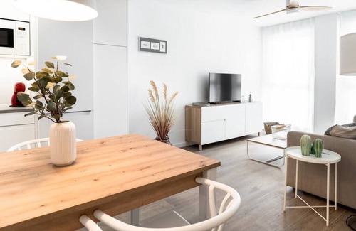 La Paz Apartamento | LOIRA PENSAMIENTO 2: Moderno con Terraza y Vistas