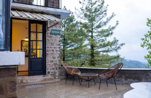 Murree Hotel | LOKAL Rooms x Murree Kashmir Point