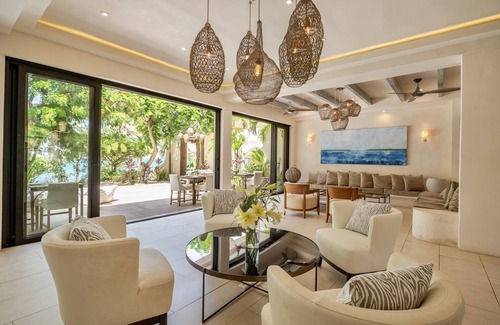Isla Mujeres Hotel | Lola by Coco B Isla