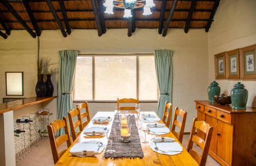 Imbabazane Casa | Lolambazo Country House & Cottage - Giants Castle Drakensberg