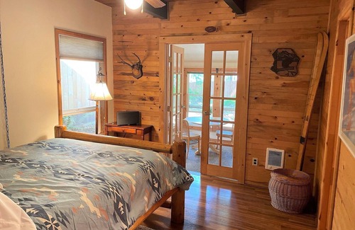 Zigzag Cabina | Lolo lodge-Hot tub, trail to river, fast wifi