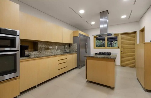 Los Naranjos Casa | Lombardia luxury Medellín style