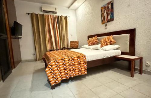 Lome Casa | Lome Bamboo Lodge