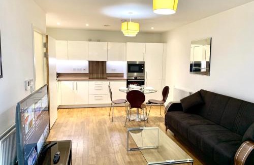 Royal Docks Apartamento | London Excel 2 Bedrooms 2 Bath, Parking, Supper Wifi, Dockland, O2 Arena, Cable Car