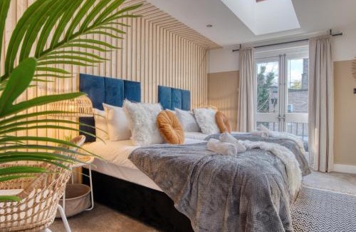 Norland Casa | London Holland Park - games room & parking