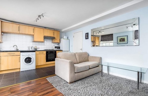 Spitalfields Hotel | London Homes - Aldgate Flats