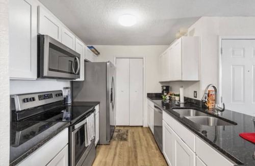 South Semoran Condominio | London House | Orlando Airport Private Condo