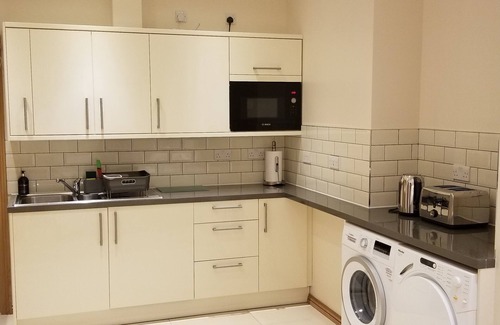 Redbridge Apartamento | London Luxury Studio Flat # 2 Buttercup Apt para 4 personas, 1 min del metro