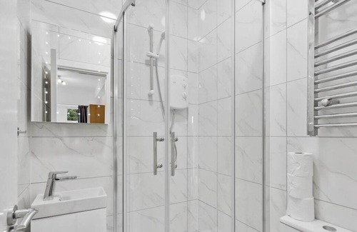 Dormers Wells Apartamento | London Studio 2 Short Stay