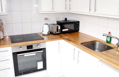 Brixton Hill Otro | London SW2