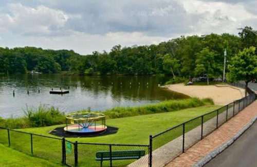 Edgewater Casa | London Towne Bungalow Wloft - Walk To The Beach!