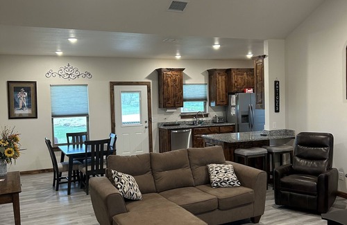 Dublin Casa | Lone Oak Place with Horse Stalls