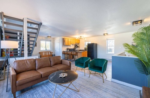 Draper Casa | Lone Peak View + Mini Golf + Ski