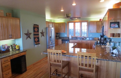 Highland Pines Cabina | Lone Pine Lodge - Prescott Cabañas en alquiler