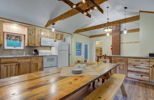 Laurelton Cabina | Lone Star Lodge+God's Creation