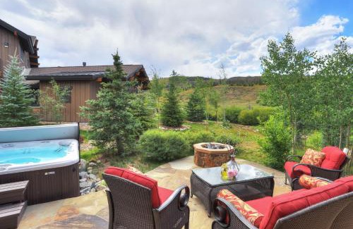 Fairmount On The River Casa | Lone Star Lodge Townhouse